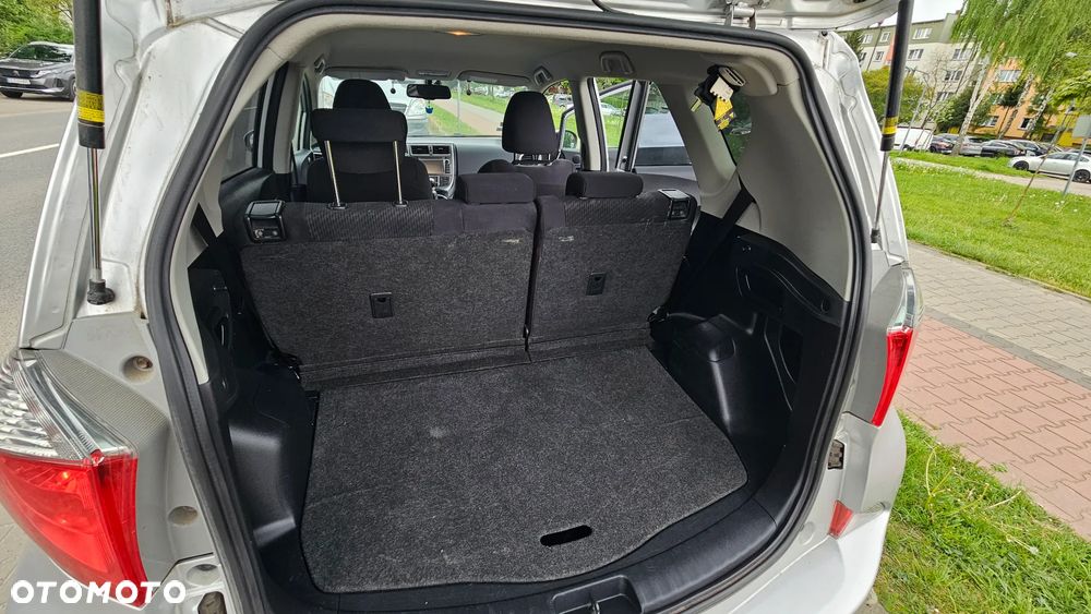 Toyota Verso S 1.4 D-4D - 12