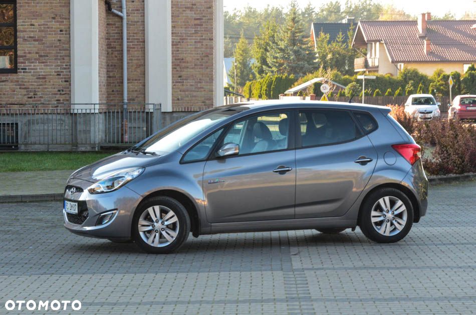 Hyundai ix20 1.6 Premium blue - 12