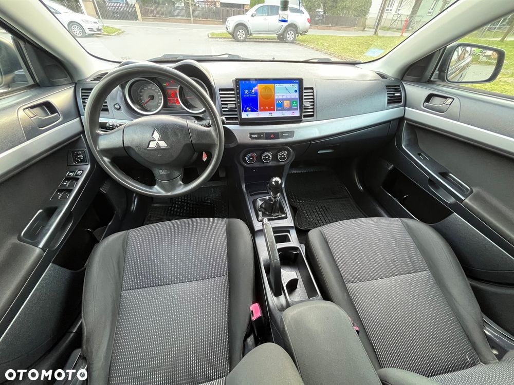 Mitsubishi Lancer 2.0 DID Intense - 6