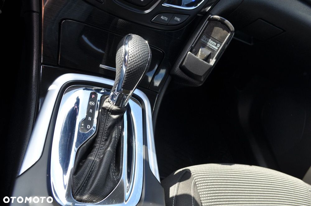 Opel Insignia - 15