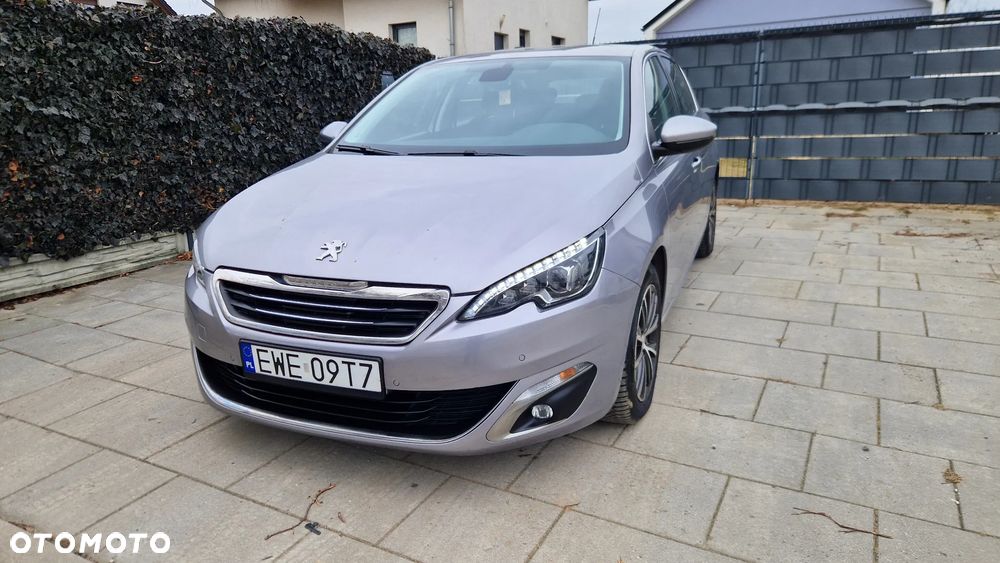 Peugeot 308 1.2 PureTech Allure S&S - 32
