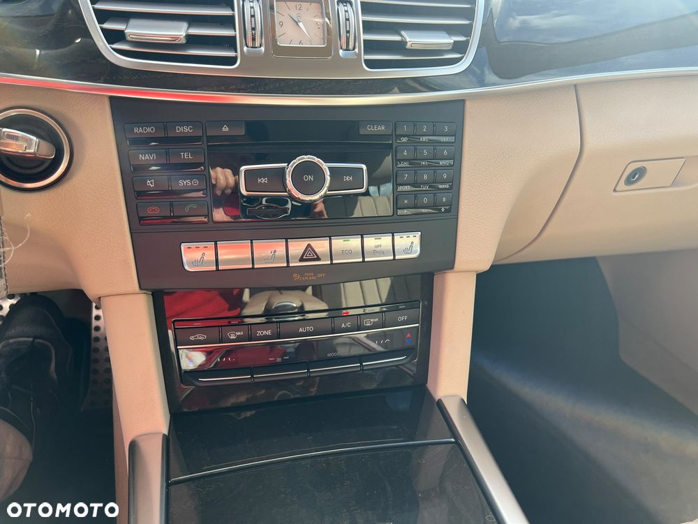 Mercedes-Benz Klasa E 400 7G-TRONIC Avantgarde - 30