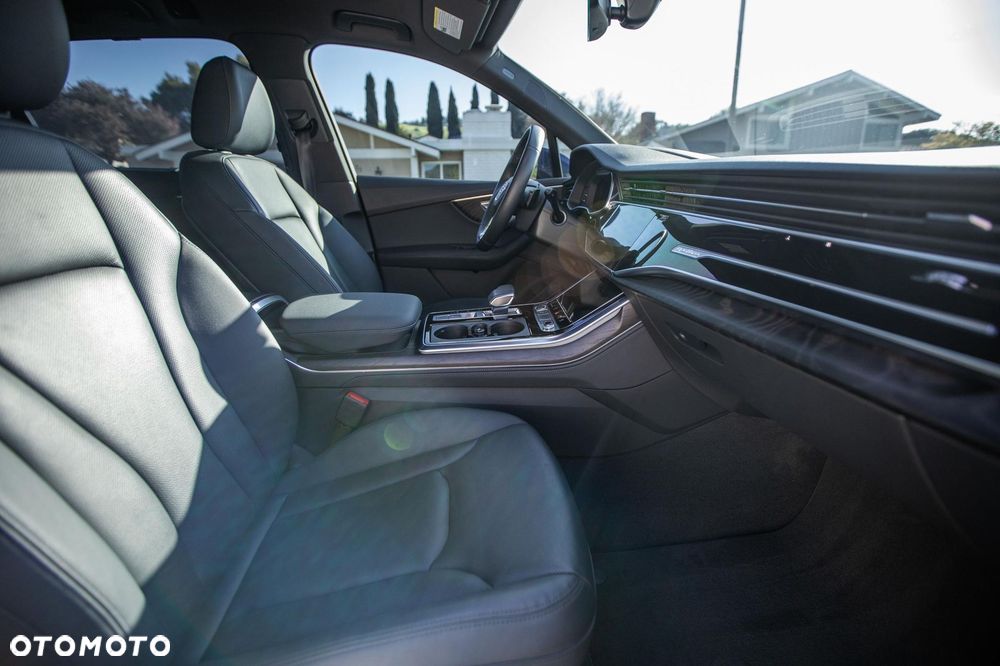 Audi Q7 - 29