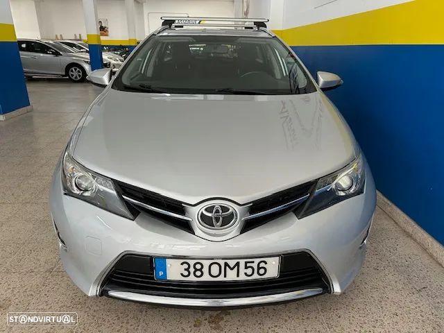 Toyota Auris Touring Sports 1.33 VVT-i Comfort +J16+Navi - 4