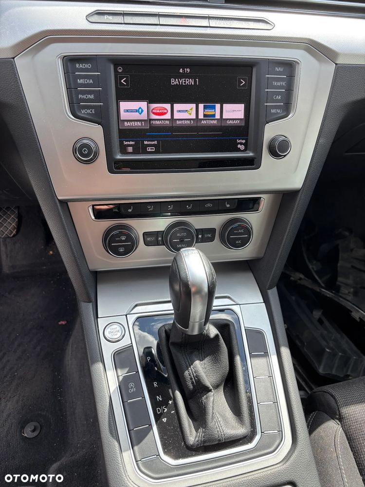 Volkswagen Passat Variant 2.0 TDI DSG (BlueMotion Technology) Comfortline - 31