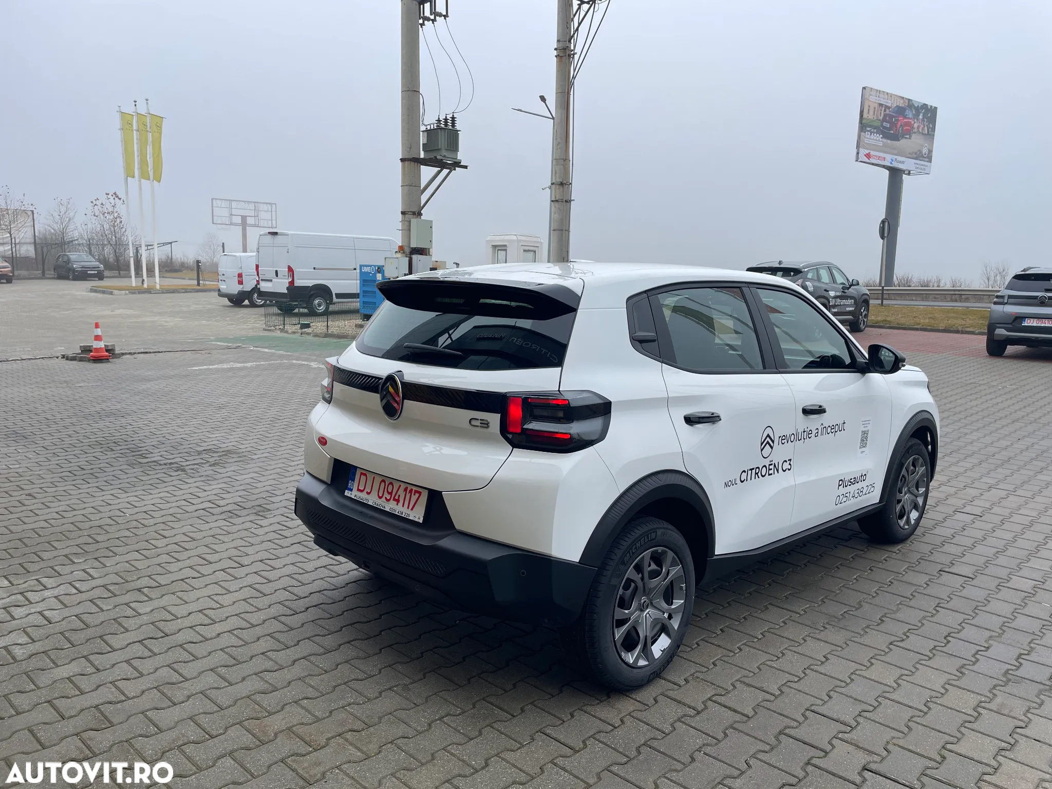Citroën C3 1.2 PureTech 100 S&S BVM6 YOU! - 6