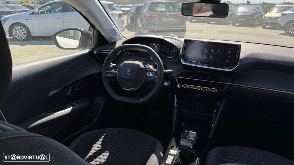 Peugeot e-208 50 kWh Active Pack - 7