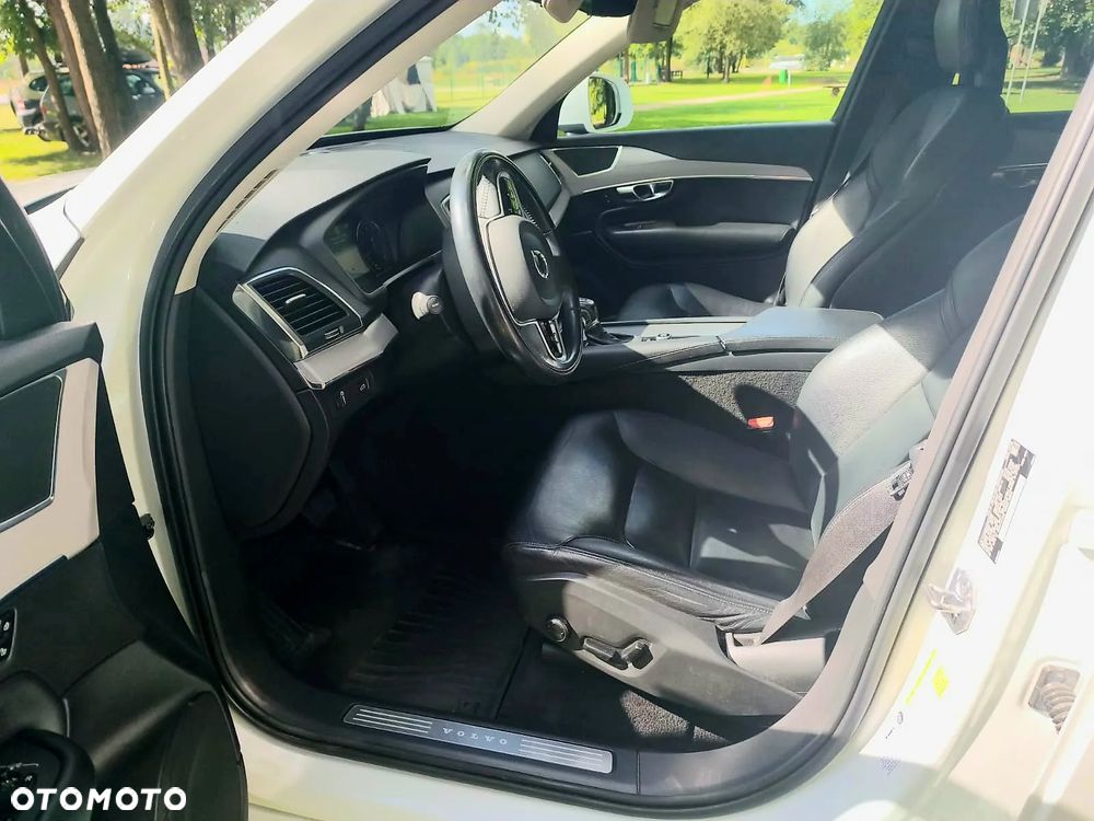 Volvo XC 90 T5 AWD Momentum 7os - 15