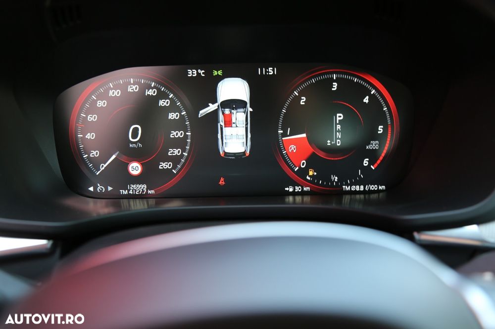 Volvo XC 60 D4 AWD R-Design - 14