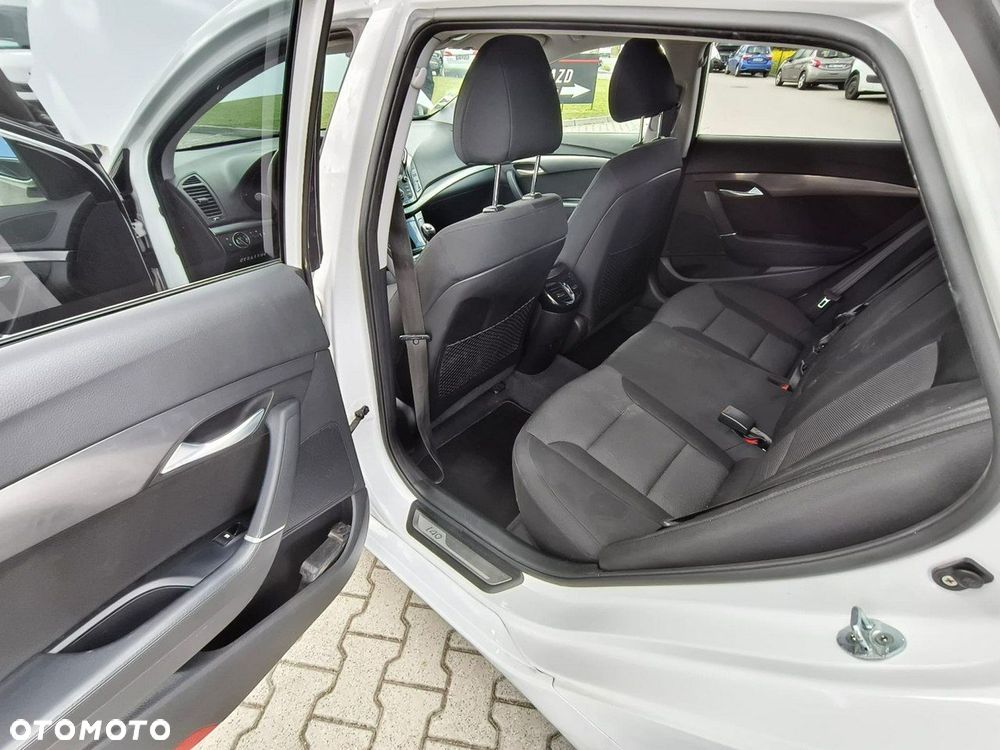 Hyundai i40 - 16
