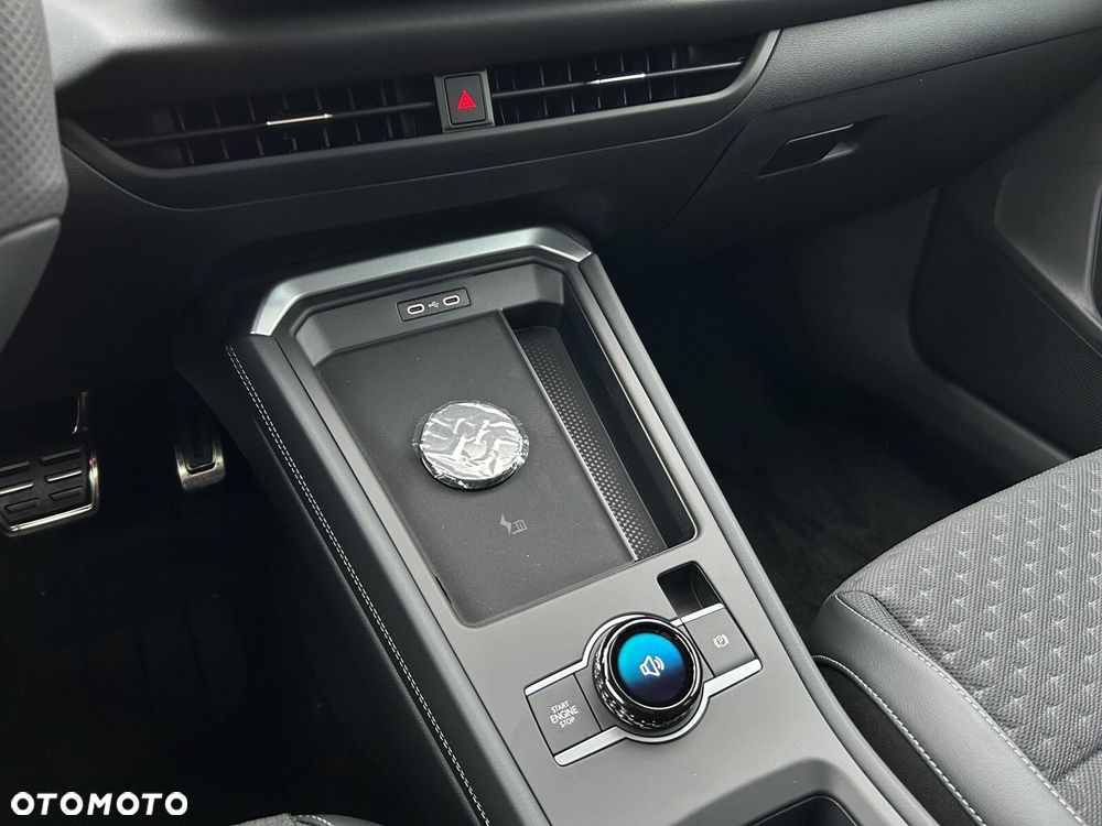 Volkswagen T-Roc 1.5 eTSI R-Line DSG - 27