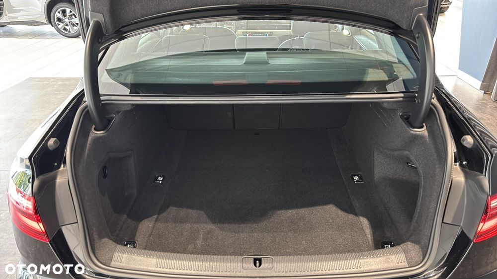 Audi A4 Limousine 35 TFSI mHEV - 17