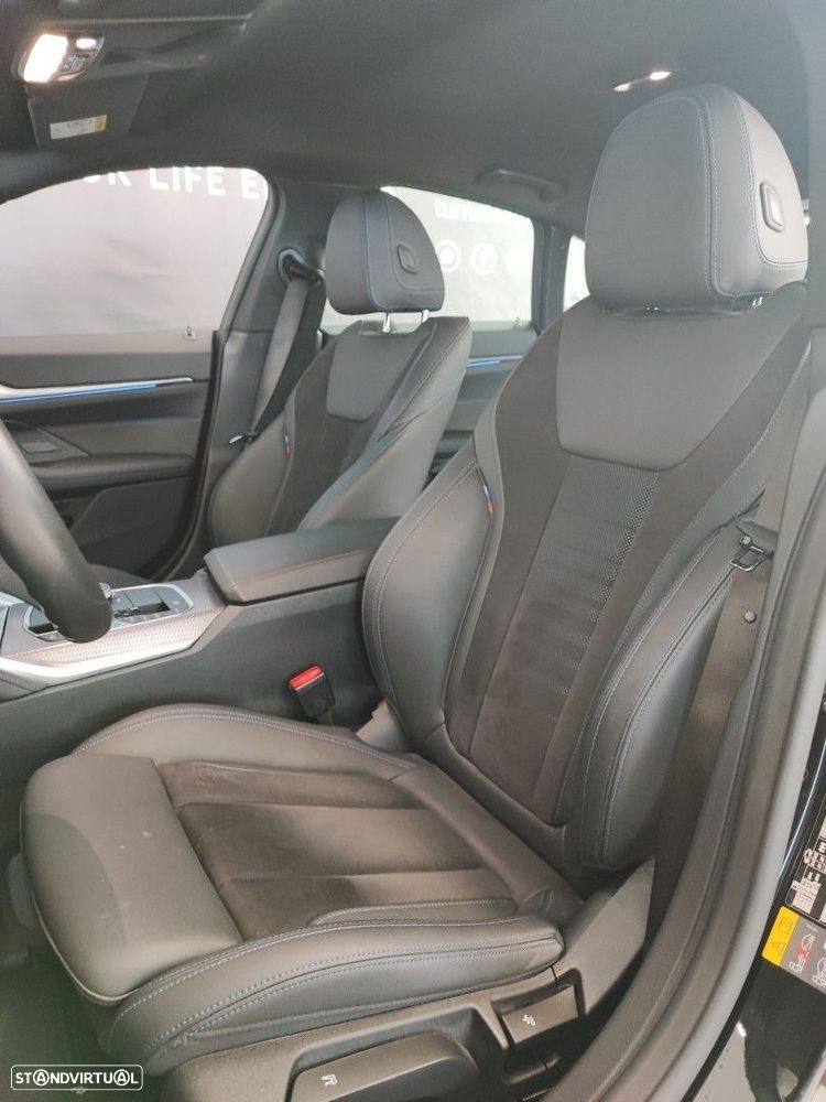 BMW i4 eDrive40 Desportiva M - 12