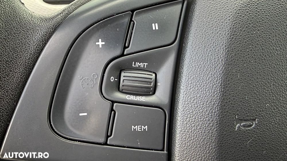 Citroën C4 Cactus BlueHDi 120 Stop&Start EAT6 Shine - 19