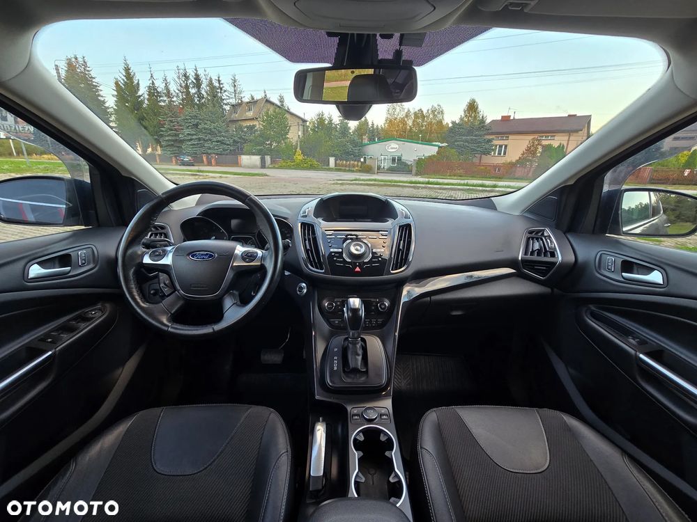 Ford Kuga 2.0 TDCi 4x4 Titanium - 15