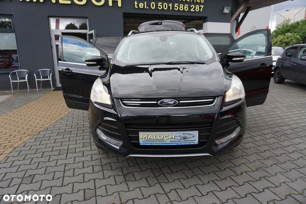 Ford Kuga 2.0 TDCi 2x4 Titanium - 14