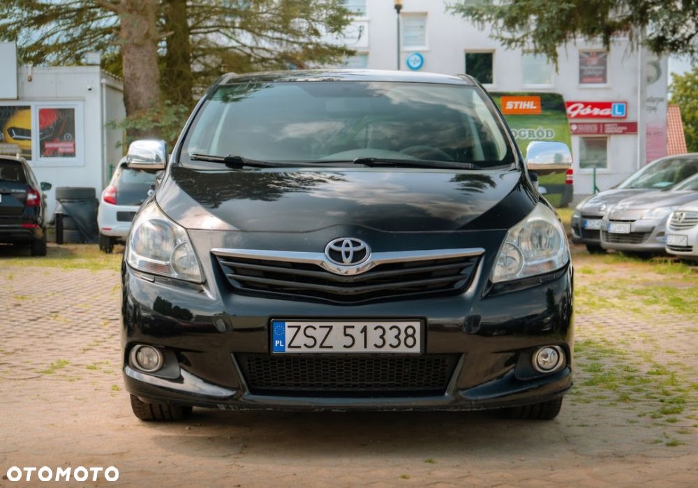 Toyota Verso - 8