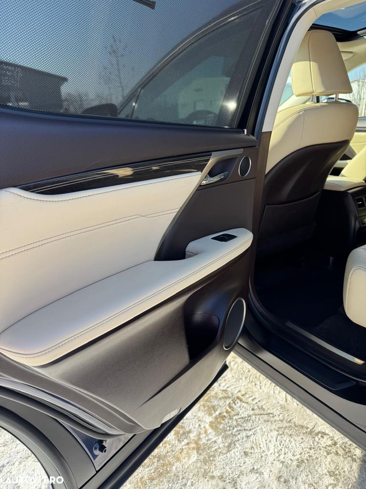 Lexus Seria RX 450h Aut. Luxury - 16