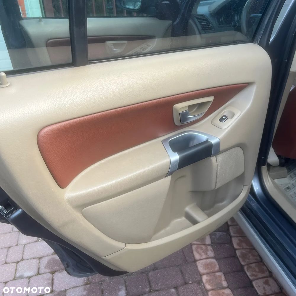 Volvo XC 90 D5 AWD Executive - 22