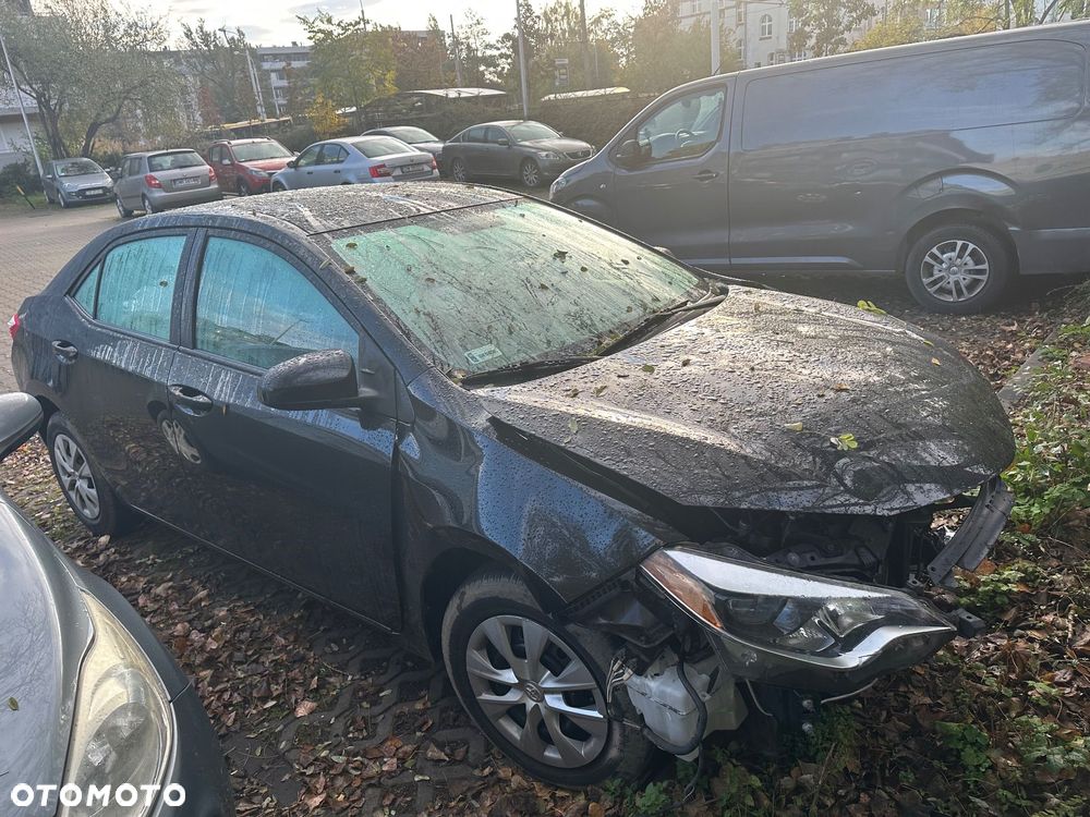 Toyota Corolla 1.8 S - 6