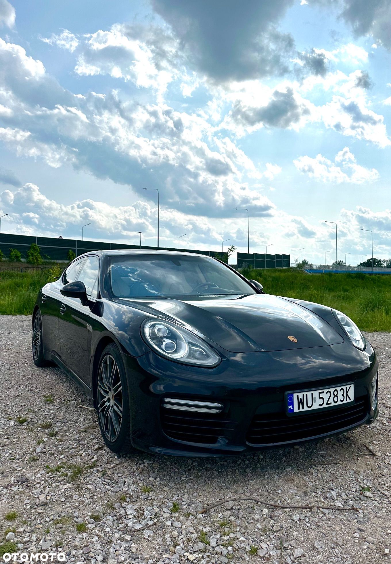 Porsche Panamera Turbo - 1