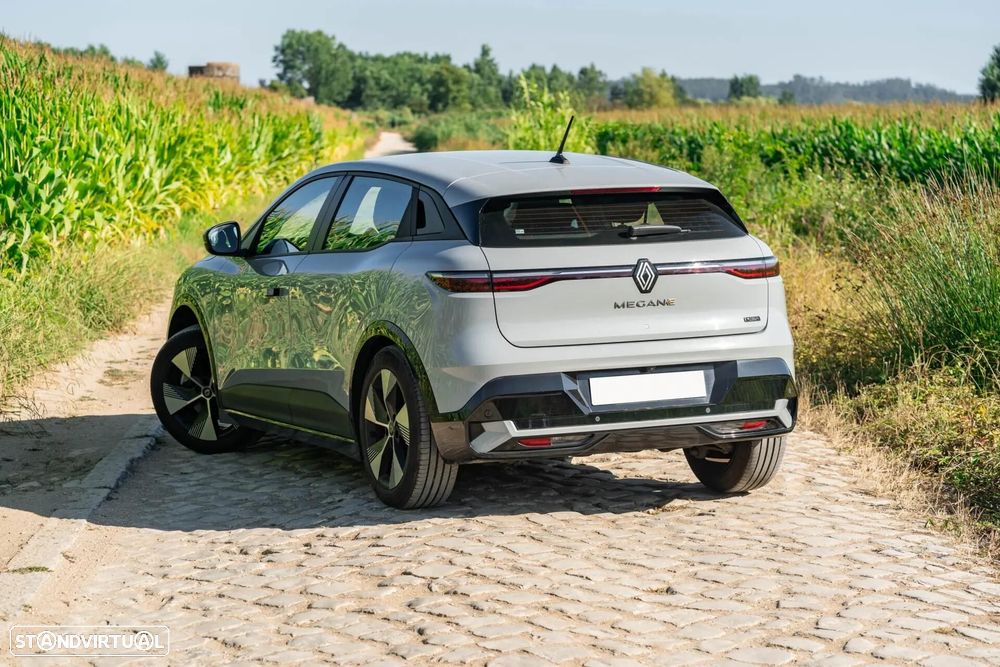Renault Mégane E-Tech EV60 220hp optimum charge Equilibre - 8