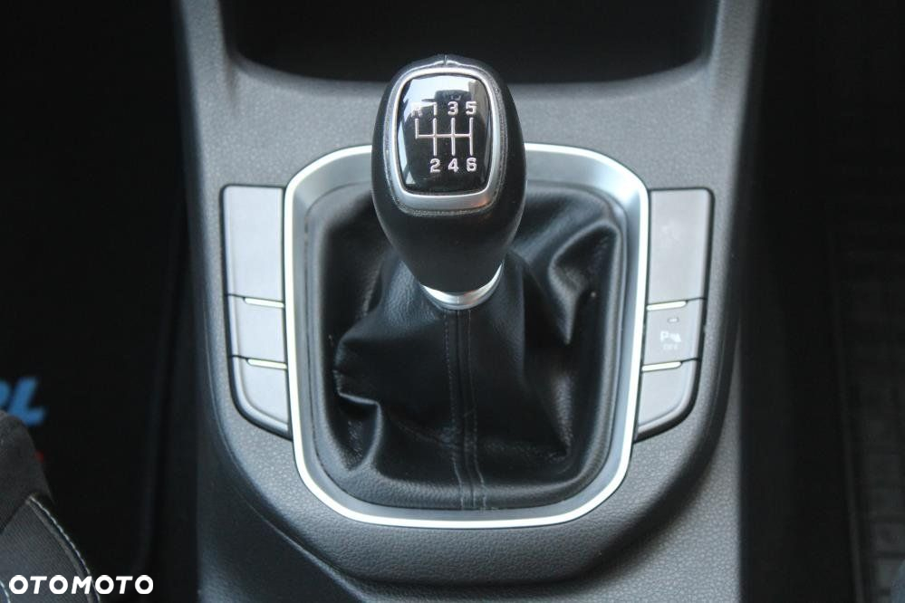 Hyundai i30 - 19