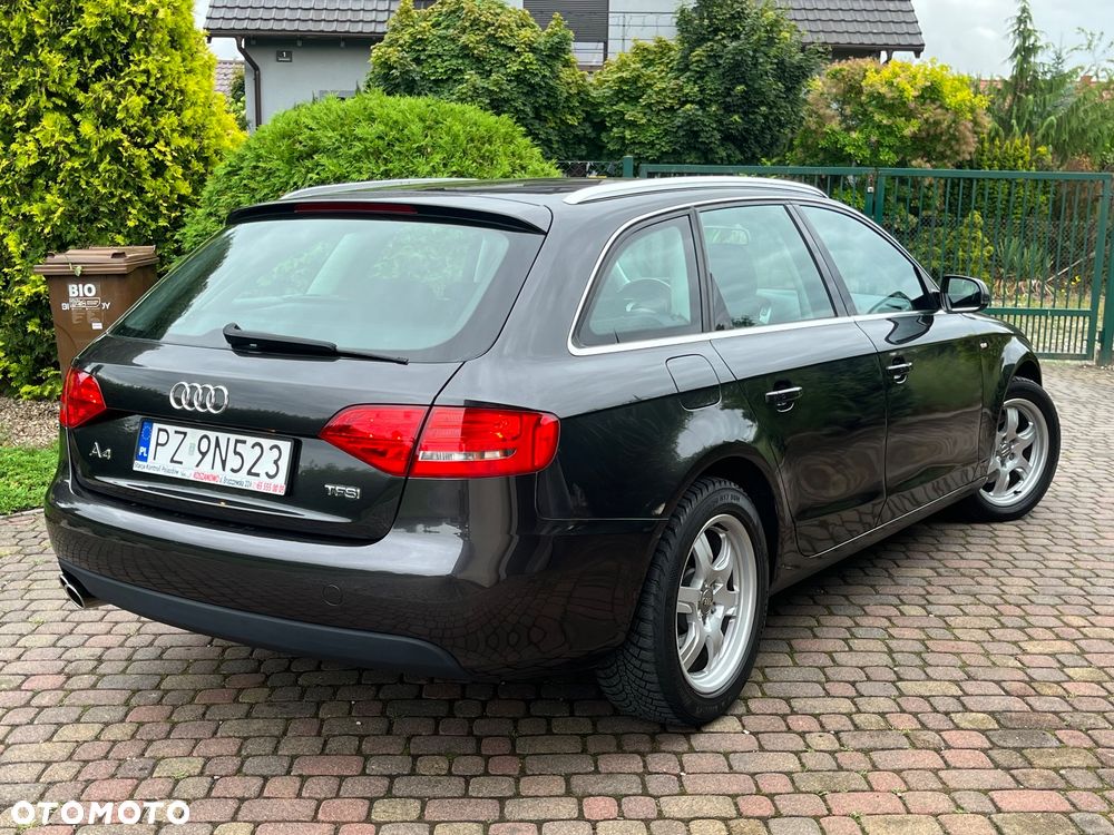 Audi A4 Avant - 6