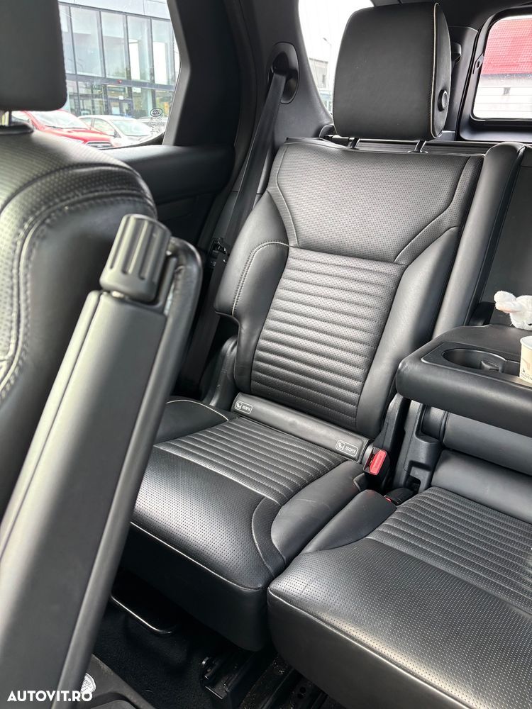 Land Rover Discovery 3.0 L TD6 HSE Luxury - 9