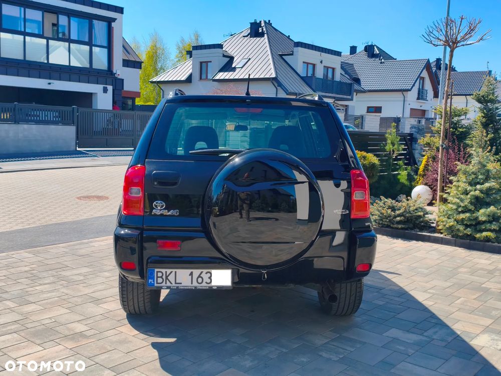 Toyota RAV4 2.0 VVT-i Sol - 25