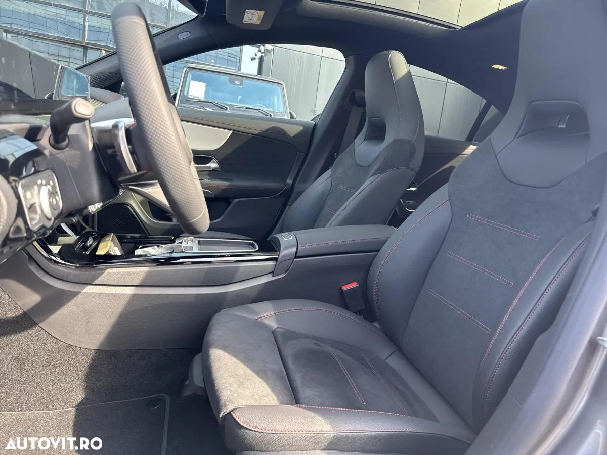 Mercedes-Benz CLA 250 e Coupe - 12