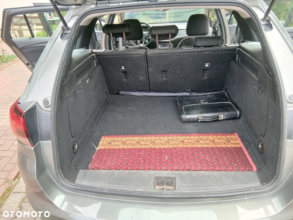 Opel Astra 1.2 T Elegance S&S - 29