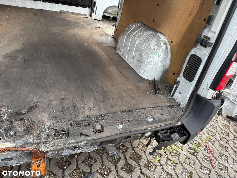 Renault Master - 22