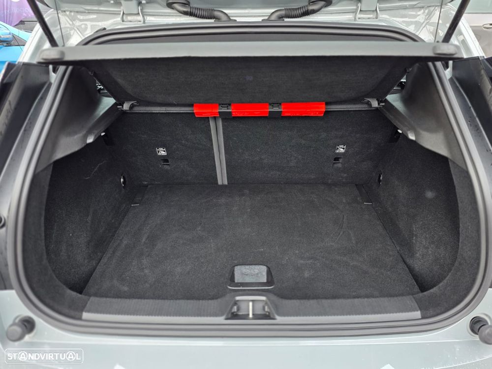 Volvo EX30 69 kWh Single Motor Extended Range Core - 21