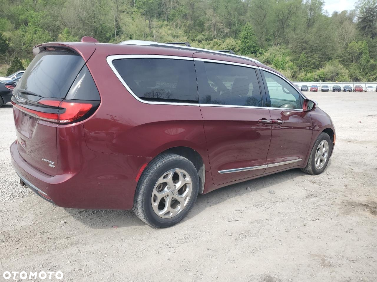 Chrysler Pacifica - 3
