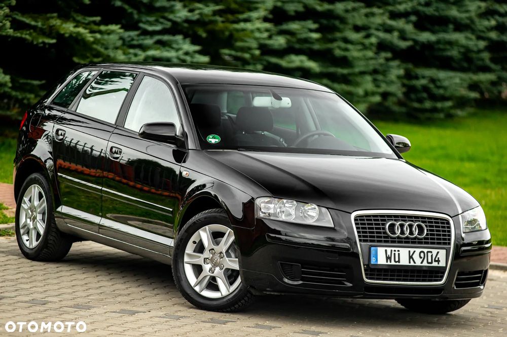 Audi A3 Sportback 1.6 Ambiente - 4