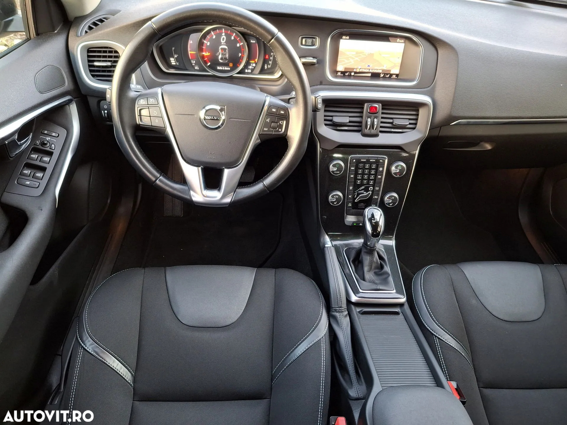 Volvo V40 - 11
