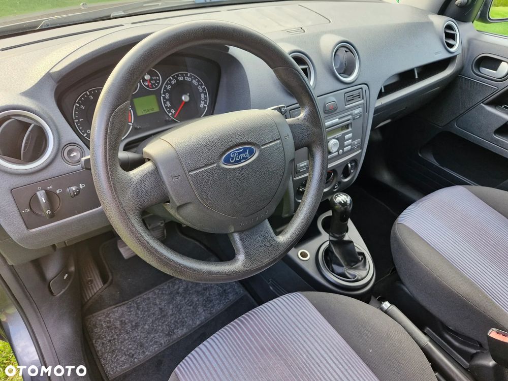 Ford Fusion 1.4 Ambiente - 10