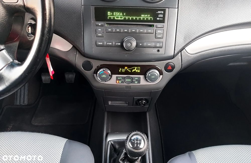 Chevrolet Aveo 1.4 16V LS - 22