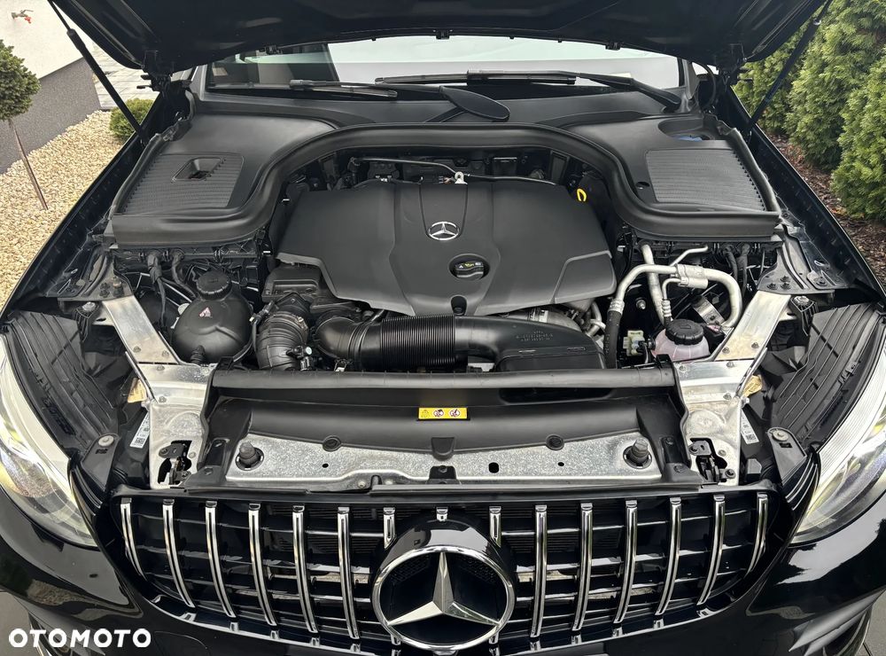 Mercedes-Benz GLC - 29