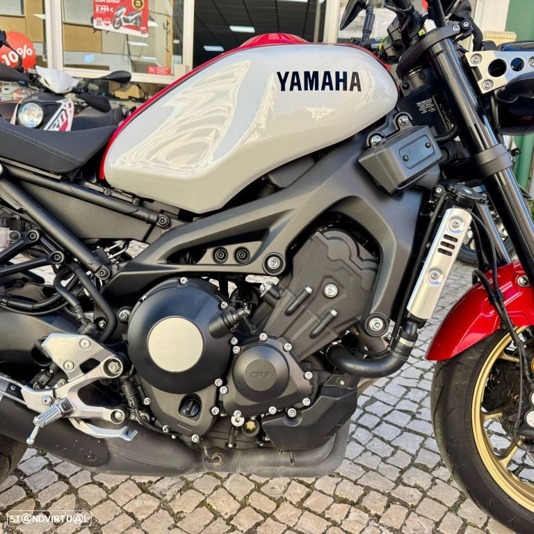 Yamaha XSR 900 - 10
