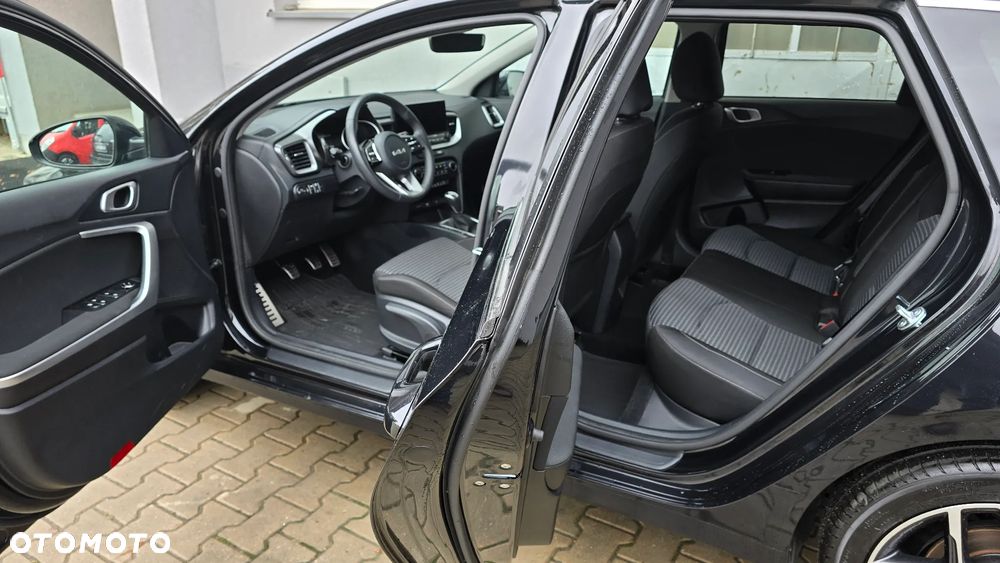 Kia Ceed 1.0 T-GDI 100 OPF Attract - 13