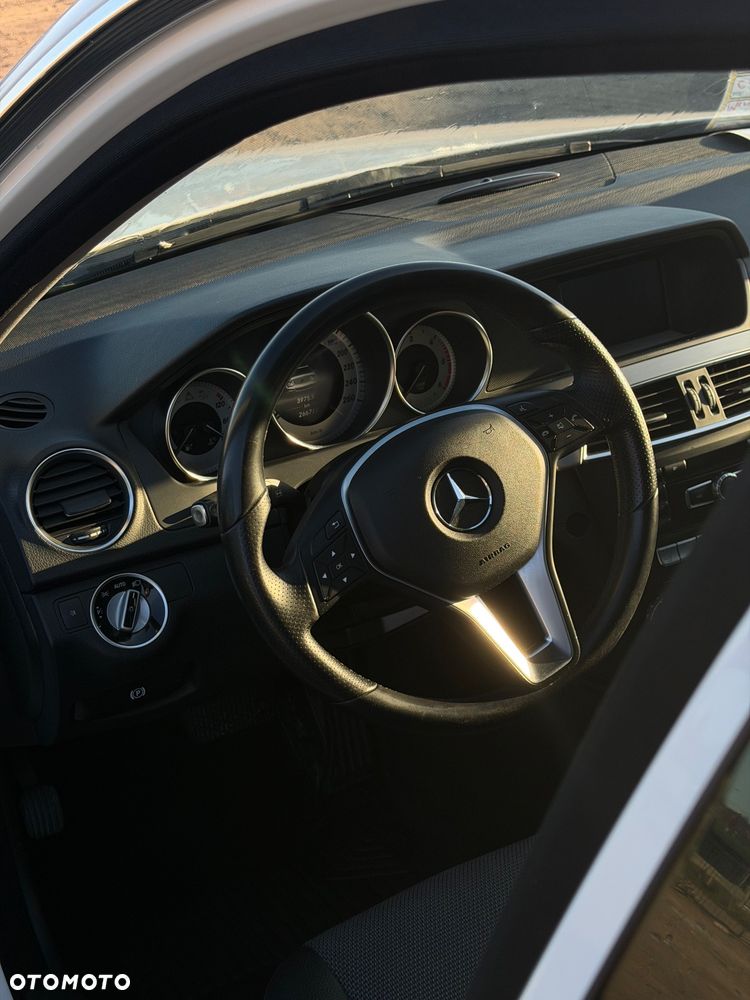 Mercedes-Benz Klasa C - 37