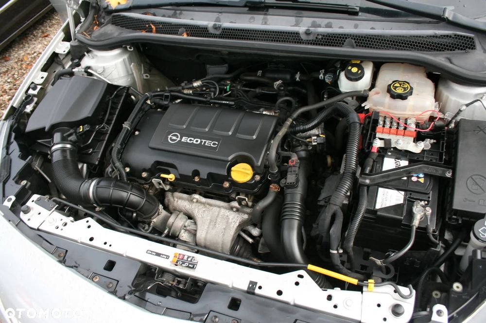 Opel Astra 1.4 Turbo Active - 17