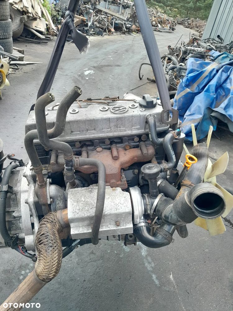 Silnik kompletny VW LT 35 2.8 tdi AGH !! Skrzynia biegów , G28-5 !! - 3