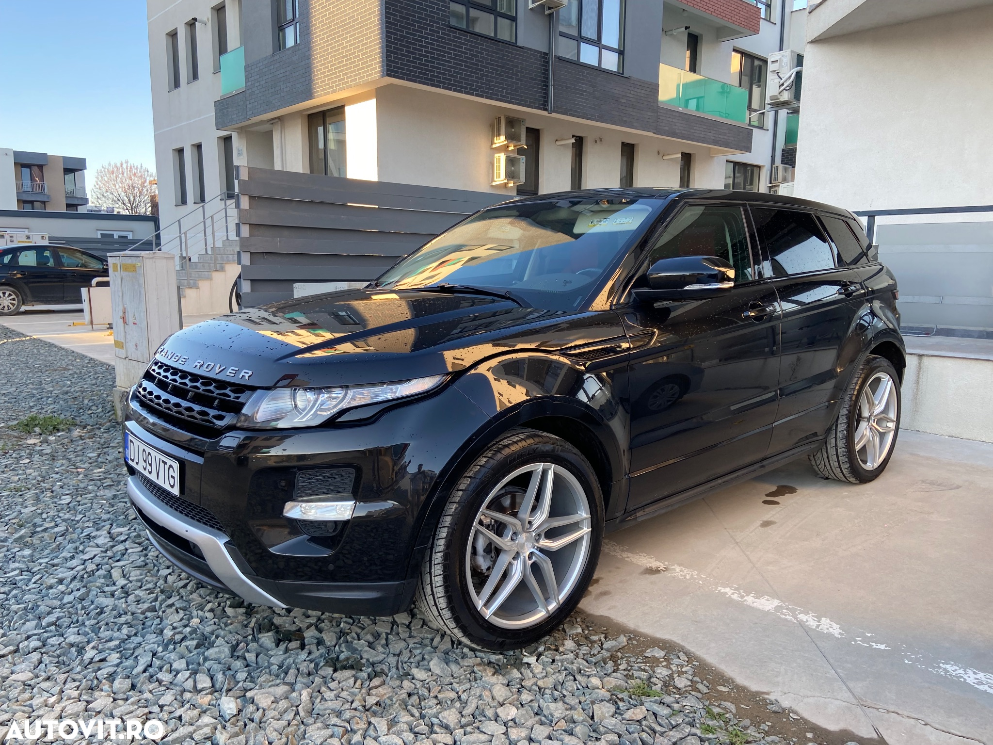 Land Rover Range Rover Evoque - 18