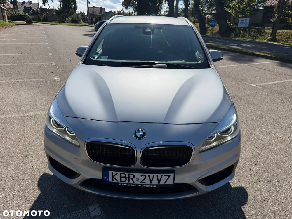 BMW Seria 2 218d - 2