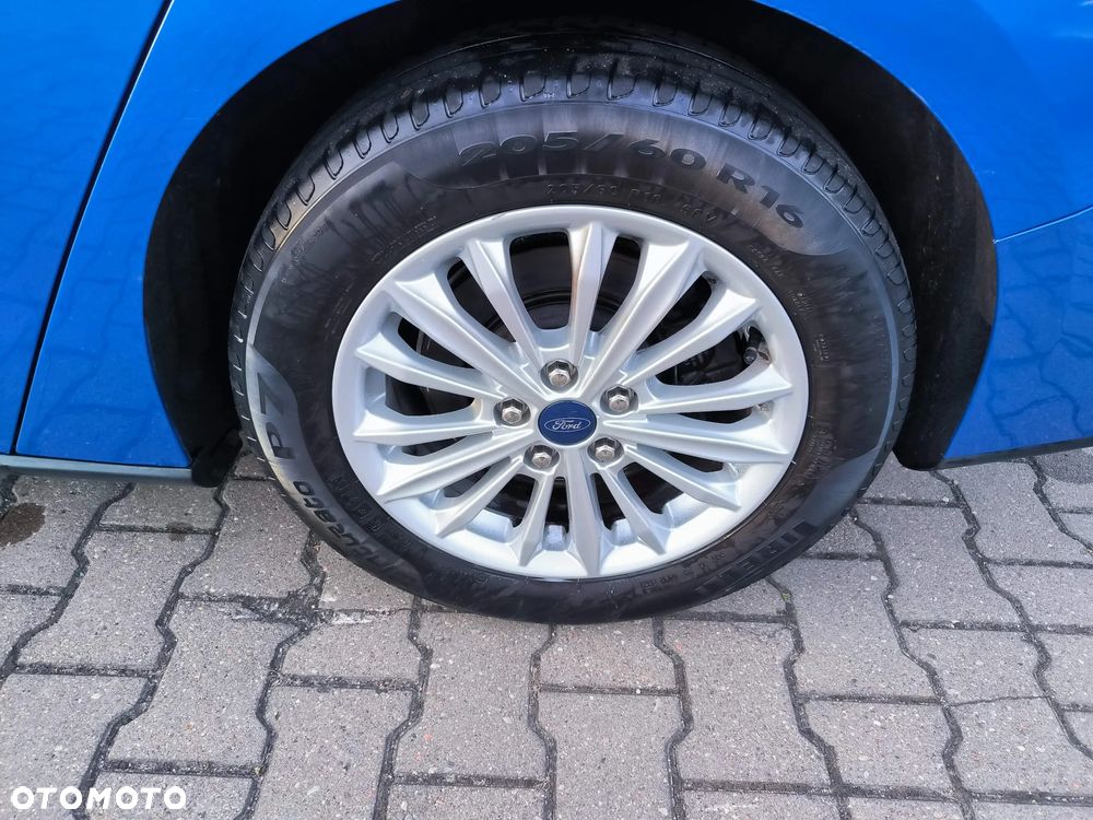 Ford Focus 1.5 EcoBlue Start-Stopp-System TITANIUM DESIGN - 24