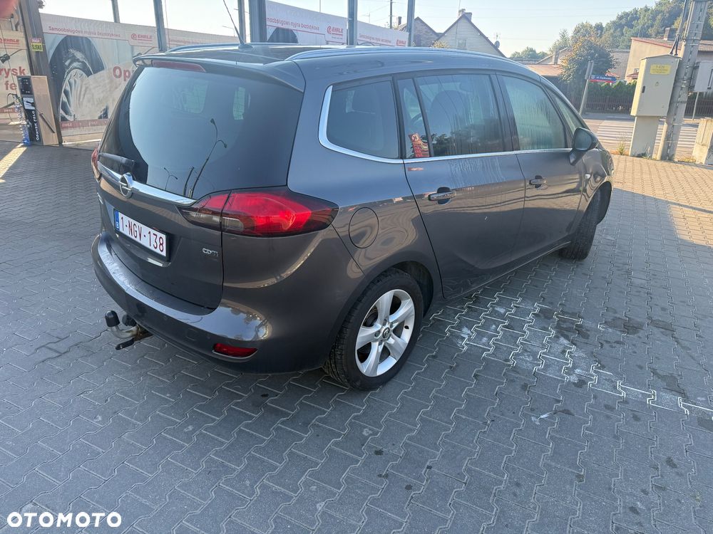 Opel Zafira - 8