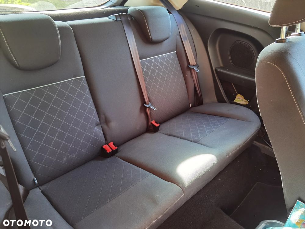 Ford Fiesta 1.25 Titanium EU5 - 4